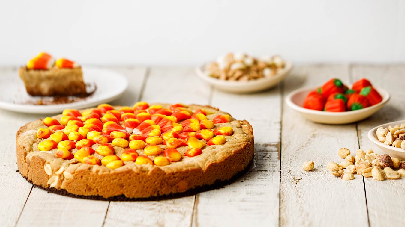 Amoretti Recipe: Candy Corn Peanut Blondies