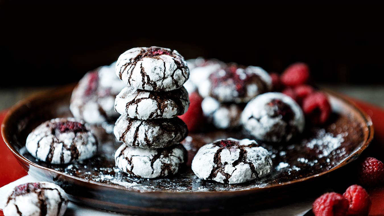 Amoretti Recipe: Chocolate Raspberry Crinkle Cookies