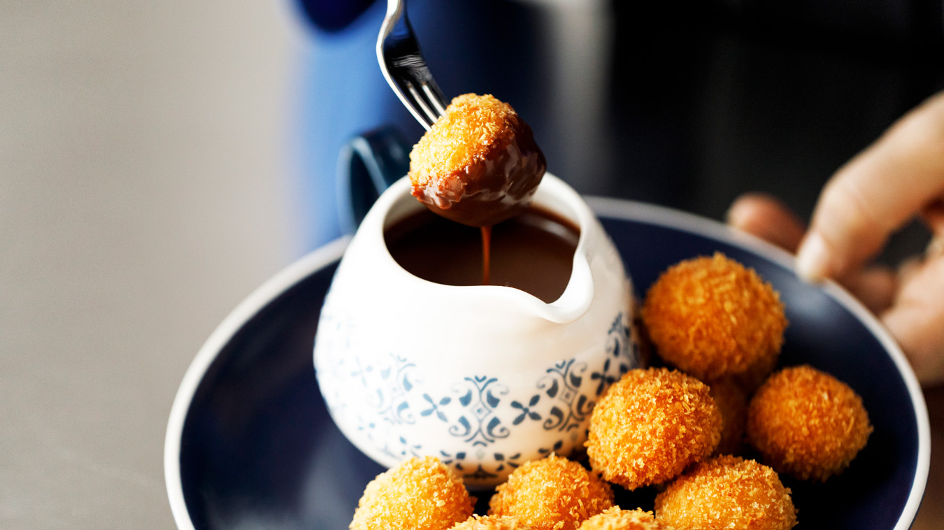 Amoretti Recipe: Horchata Arancini with Mexican Coffee Dipping Sauce