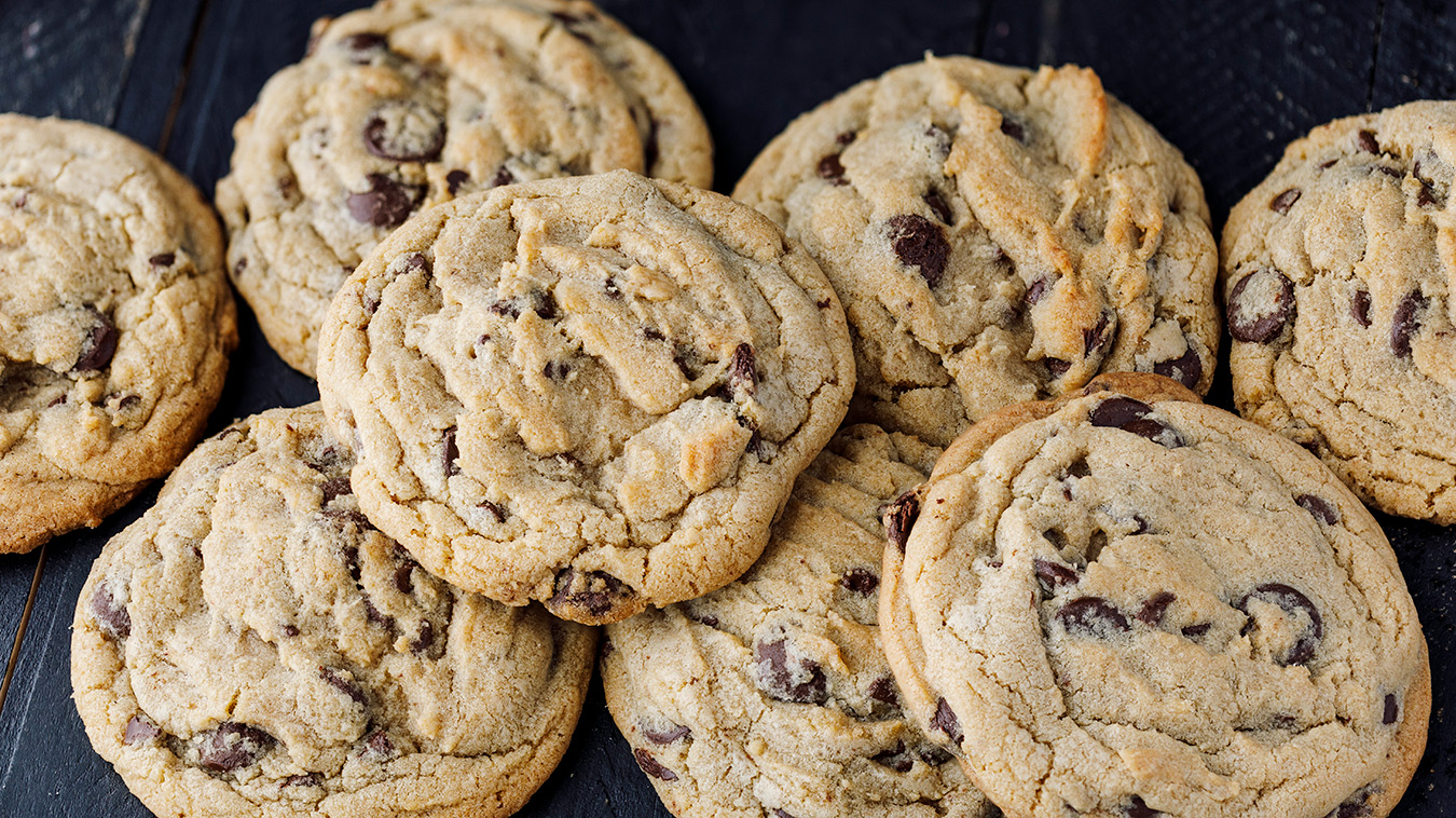 Amoretti Recipe: Mint Chocolate Chip Cookies