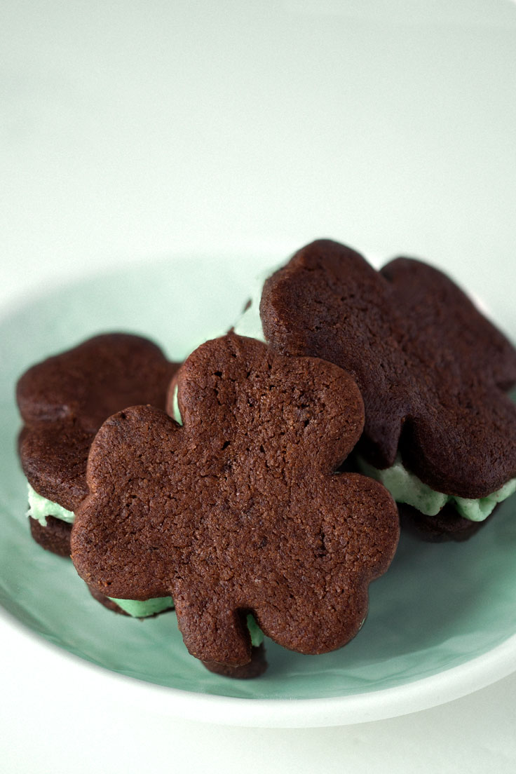 Amoretti Mint Chocolate Sandwich Cookies Recipe