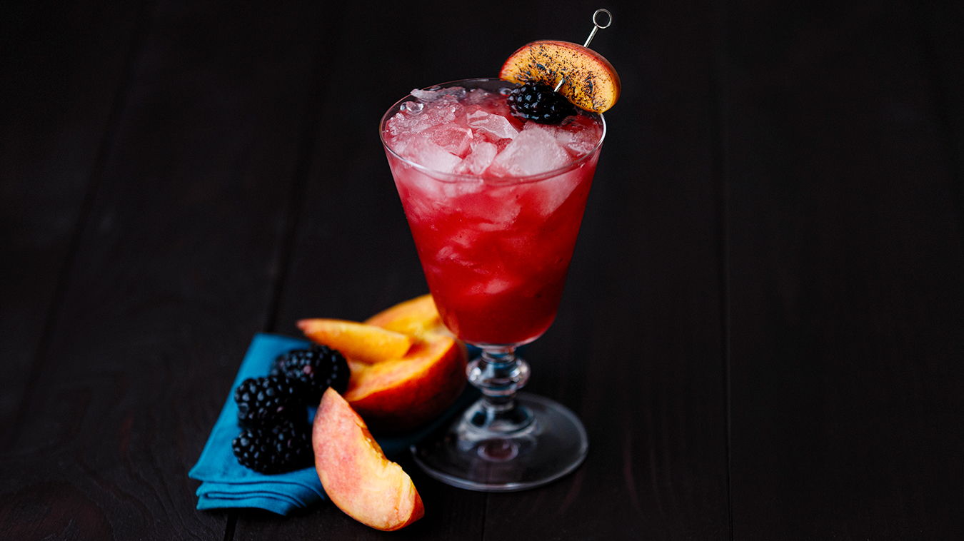 Amoretti Recipe: Charred Peach & Blackberry Bramble Cocktail