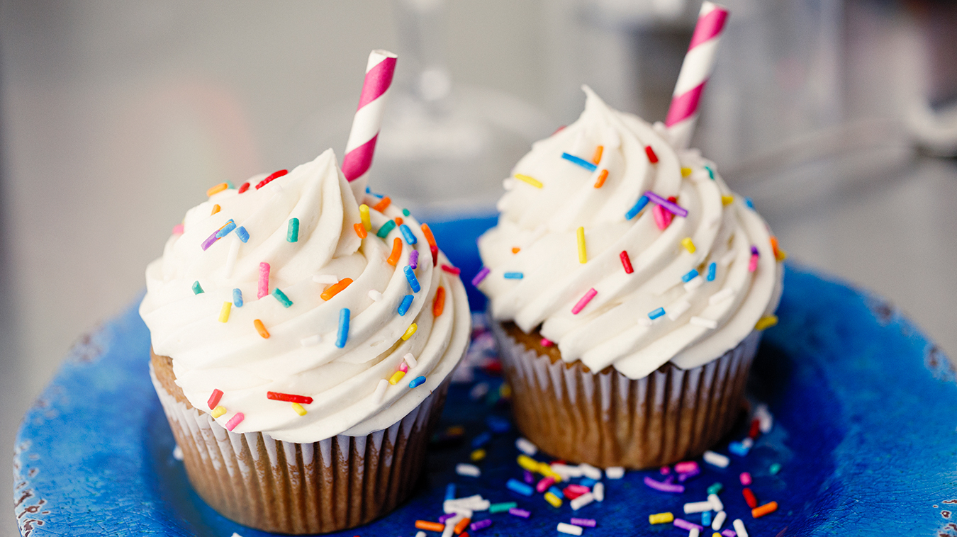 Amoretti Recipe: Root Beer Float Cupcakes