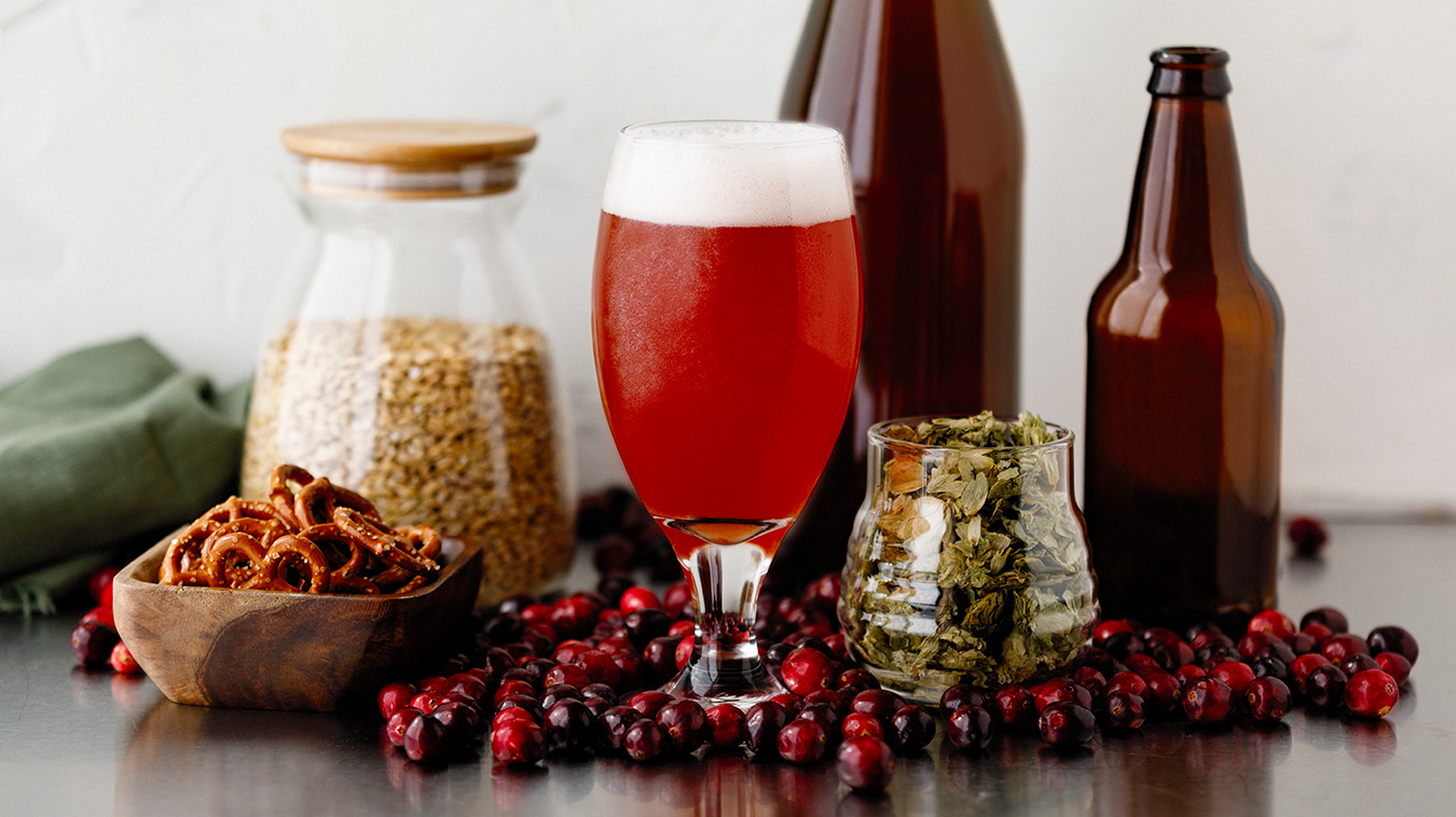 Murkwood Brewing with Amoretti Recipe: Cottonwood Blonde with Cranberry Artisan Natural Flavor