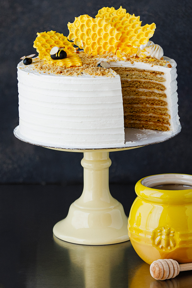 Mango Cake With Whipped Cream - The Delicious Crescent