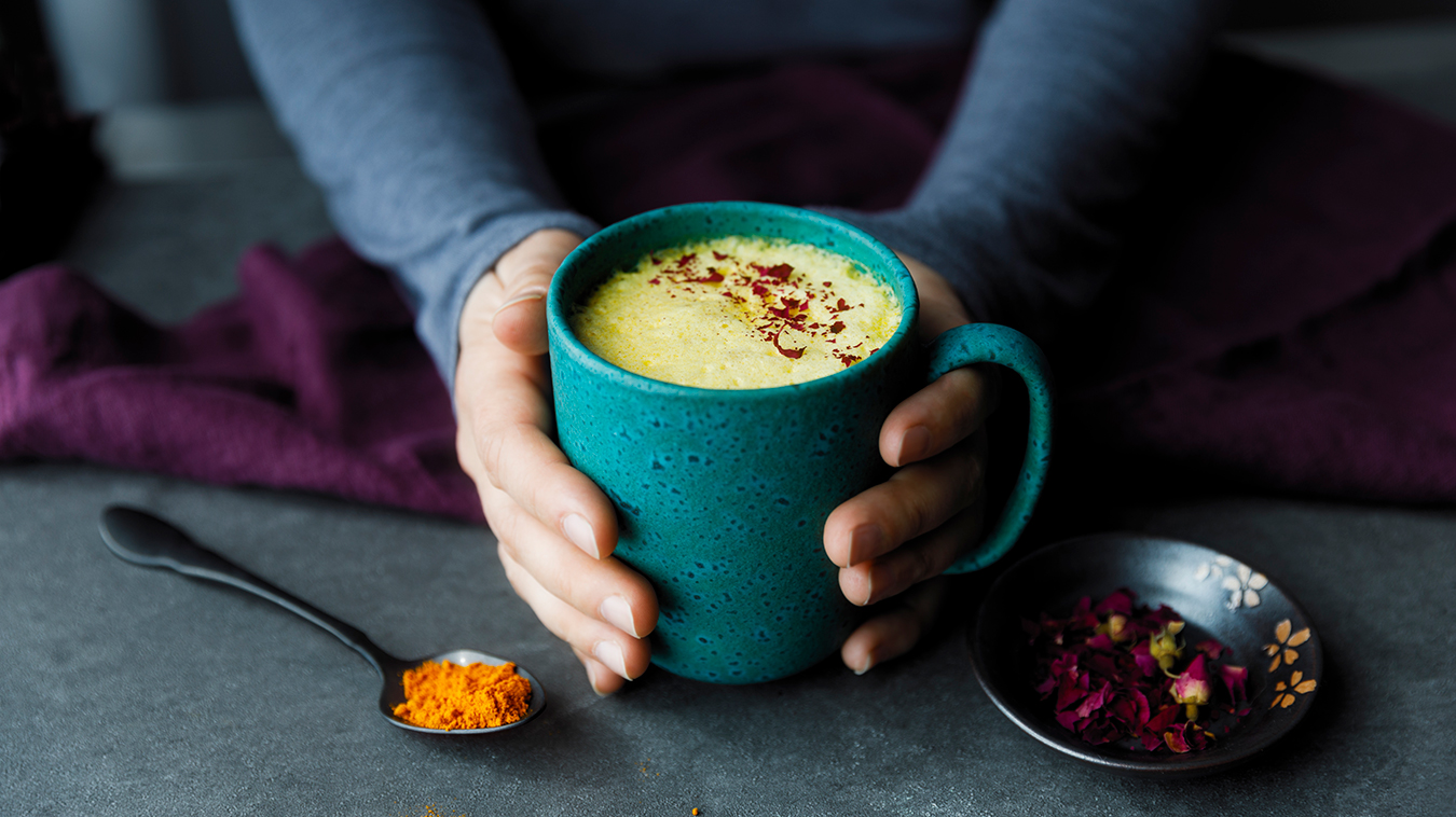 Amoretti Recipe: Turmeric Latte