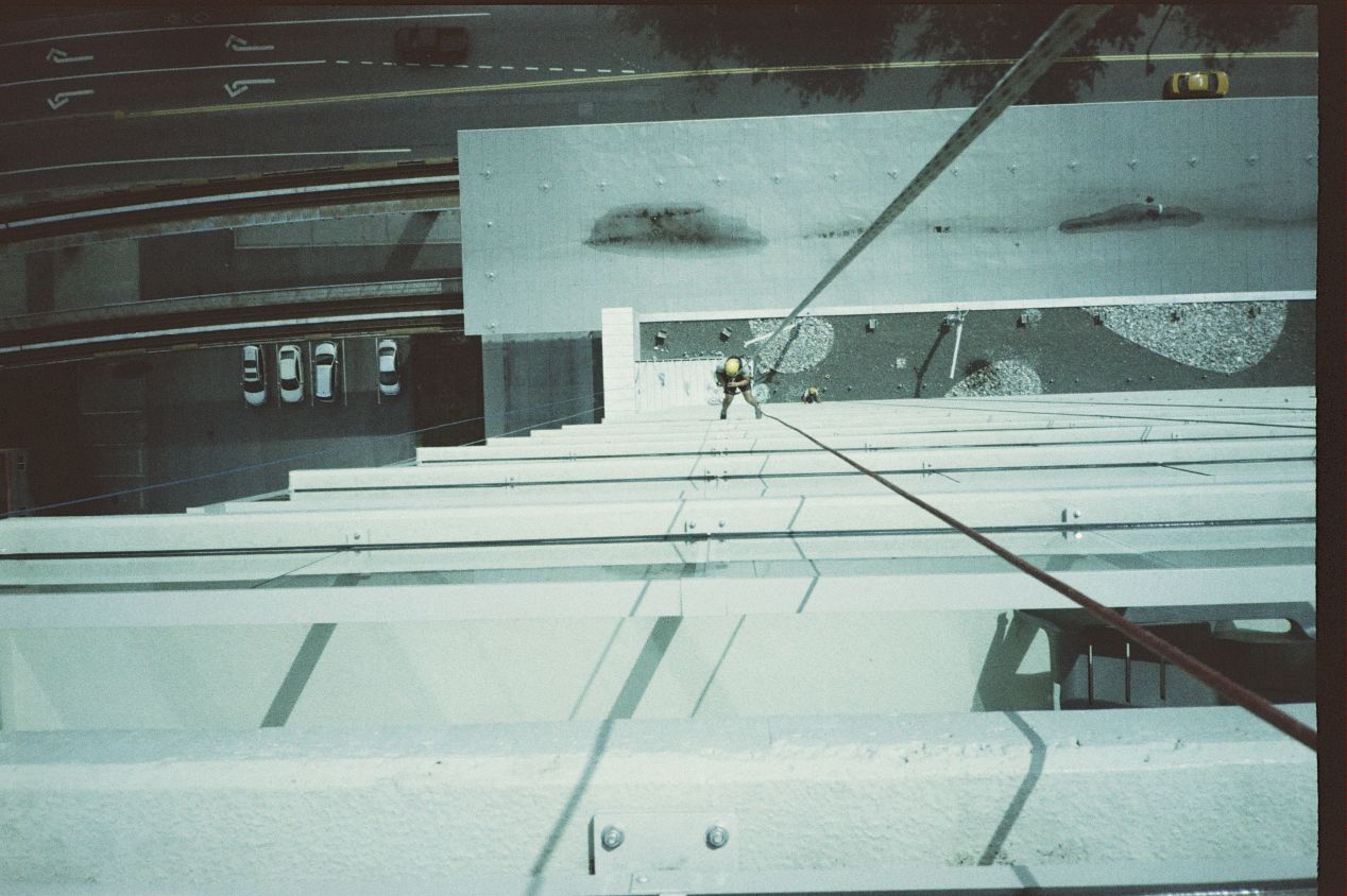 Chinon Bellami A Tiny 35mm “Barn Door” PointandShoot