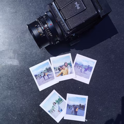 Jollylook is making affordable mechanical instant film backs for the Mamiya RB67, RZ67, and other MF cameras.
Last mon…