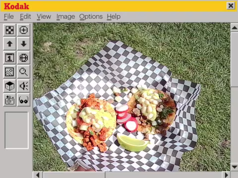 Here’s a sample photo from CHARMERA taken with a frame that kinda reminds me of MS Paint.