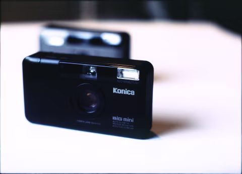 Konica Big Mini BM-302 in black.