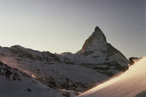 Wind kissed powder. — Location not needed.