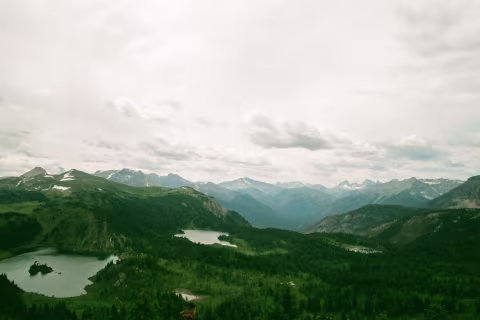 A view of all three lakes on the Sunshine Meadows trail.