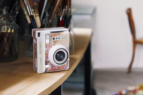 Last week, Lomography released two new designs of their Lomo’Instant Automat Camera featuring artwork by renowned Austr…