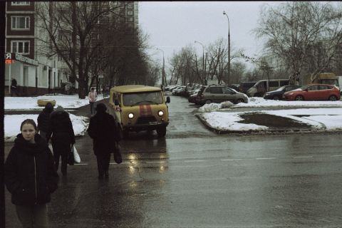 Lomochrome Metropolis, metered at ISO 400 with Voigtländer Vitessa A.