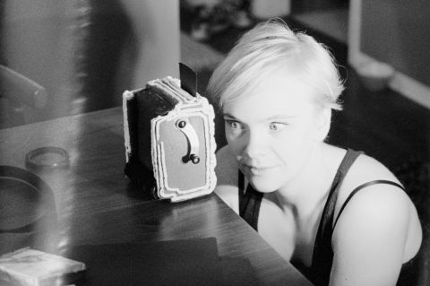 Yvonne about to take a selfie with Gingerbread 1.