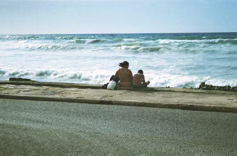 All photos: Kodak ColorPlus 200. Canon FTb.