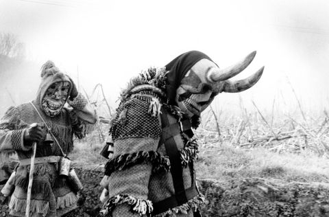 Ousilhão, Vinhais. Two “máscaros” arrive to the center of the village.

Leica R5, Elmarit 35 mm, Kodak Tri-X