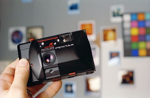 Pentax PC35AF: '80s Retrofuturism