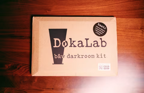 Doka Lab comes in a large cardboard envelope.