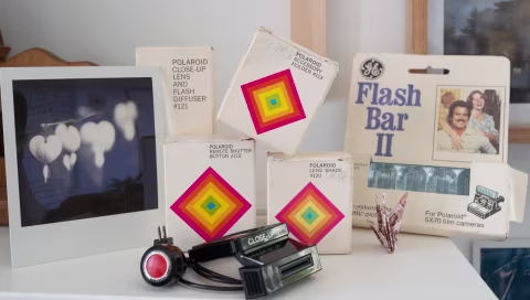 How to Shoot Macro Photos on an SX-70