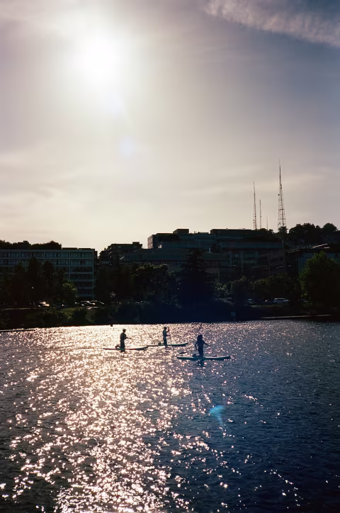 Photo taken with Rollei 35AF, courtecy of MiNT.