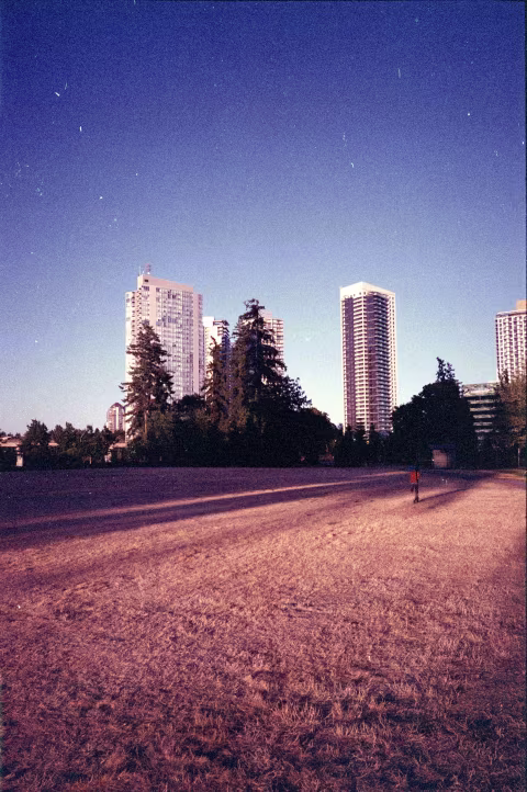 Konica Color VX400 with Minolta TC-1. No colour correction.