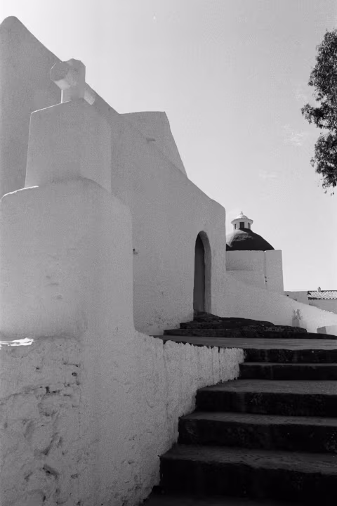 Large image.