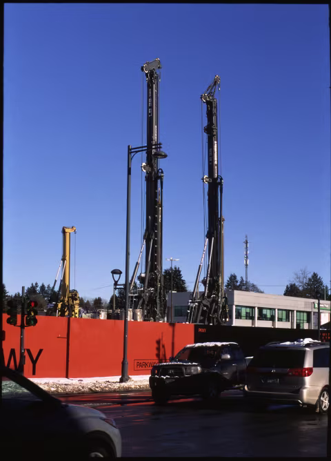 Olympus 42mm 𝒇1.2 H.Zuiko Auto-S on Fujifilm Velvia 50.