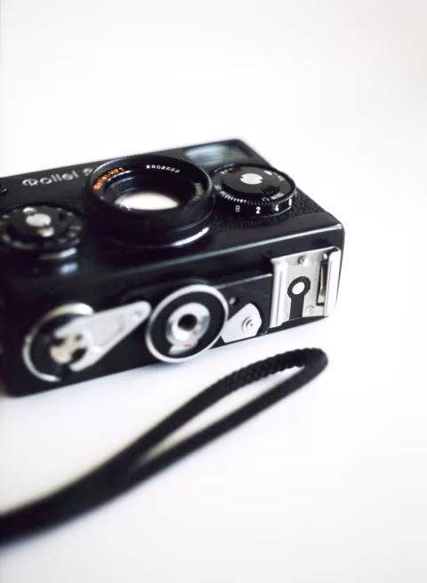 Rollei 35 S bottom plate.