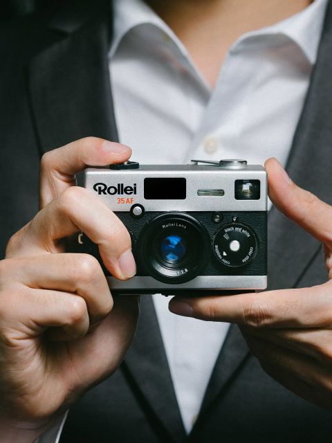 Rollei 35AF, the world’s newest premium point-and-shoot film camera, should be ready for sale by the “end of September.…