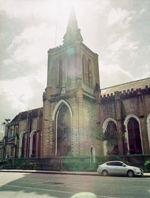Lens flares on Ektar 100.