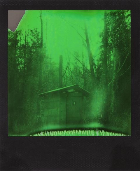 Polaroid 600 Green Duochrome edition, with an unmodded SX-70.