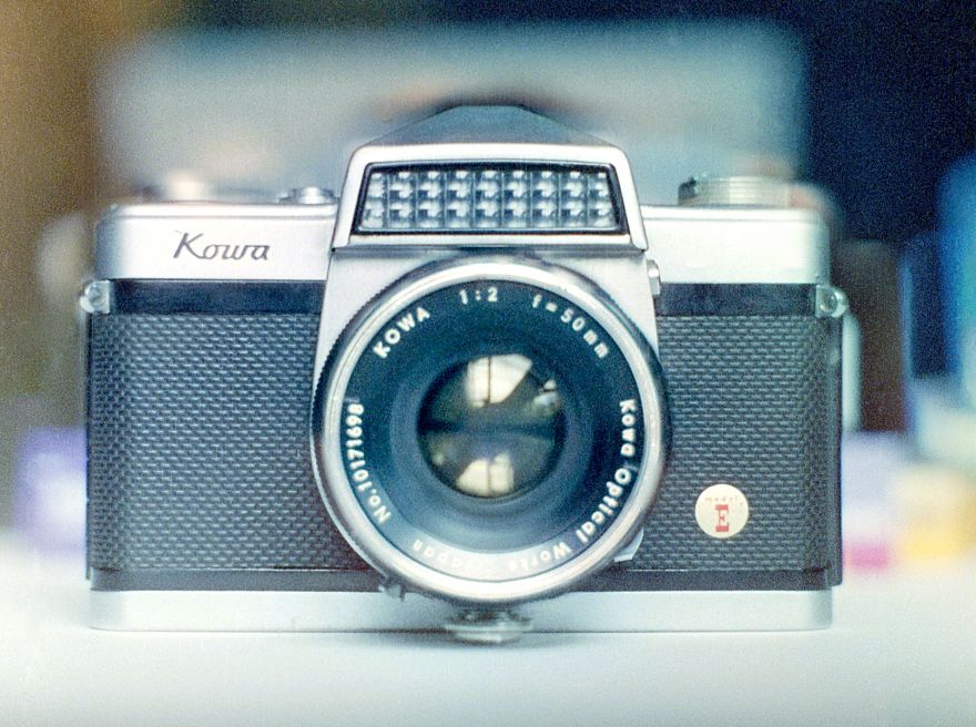 Kowa E Review — a Cheap Mechanical Fixed-Lens SLR