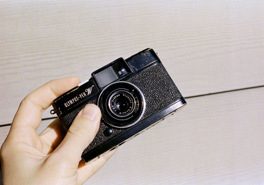 Olympus Pen W Half-Frame Film Camera Review|コンパクト Olympus Pen W Half-Frame Film Camera Review|コンパクト