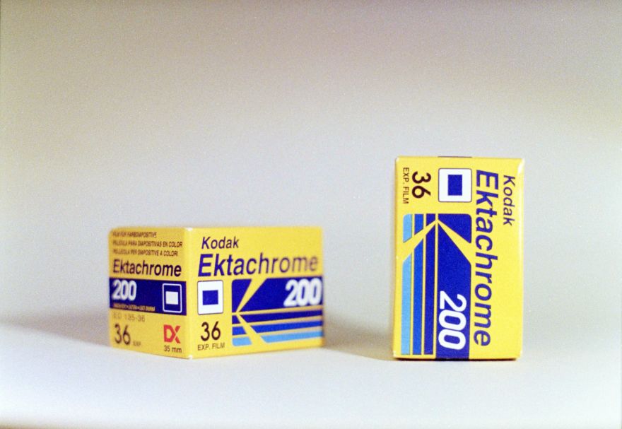 【hanabifilm】Kodak Ektachromeカラーフィルム2本 Film info sheet: Kodak Ektachrome 200 (Daylight) - Down the Road