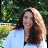Madison Edwards headshot picture.