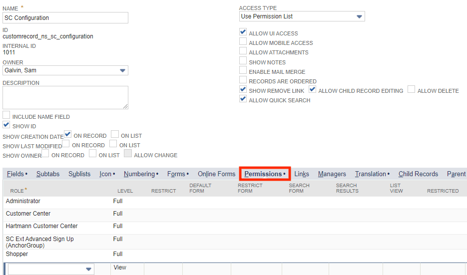 Assigning roles access custom record.