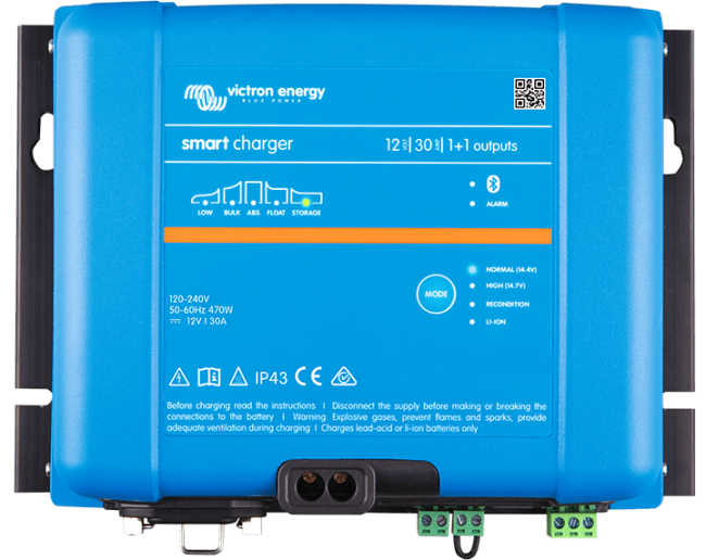 Phoenix Smart IP43 Charger 12/50 (1+1) 120-240V