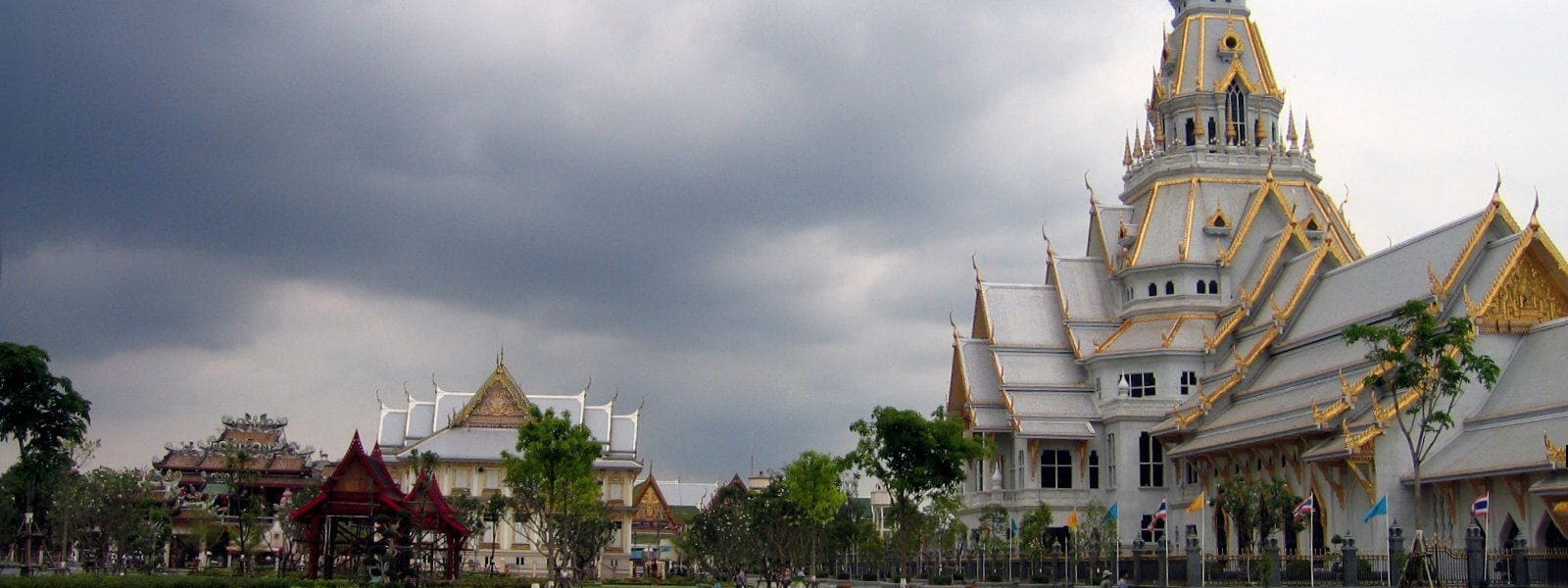 รับส่งโรงเเรมในกรุงเทพมหานคร ไป รับส่งโรงแรมในฉะเชิงเทรา