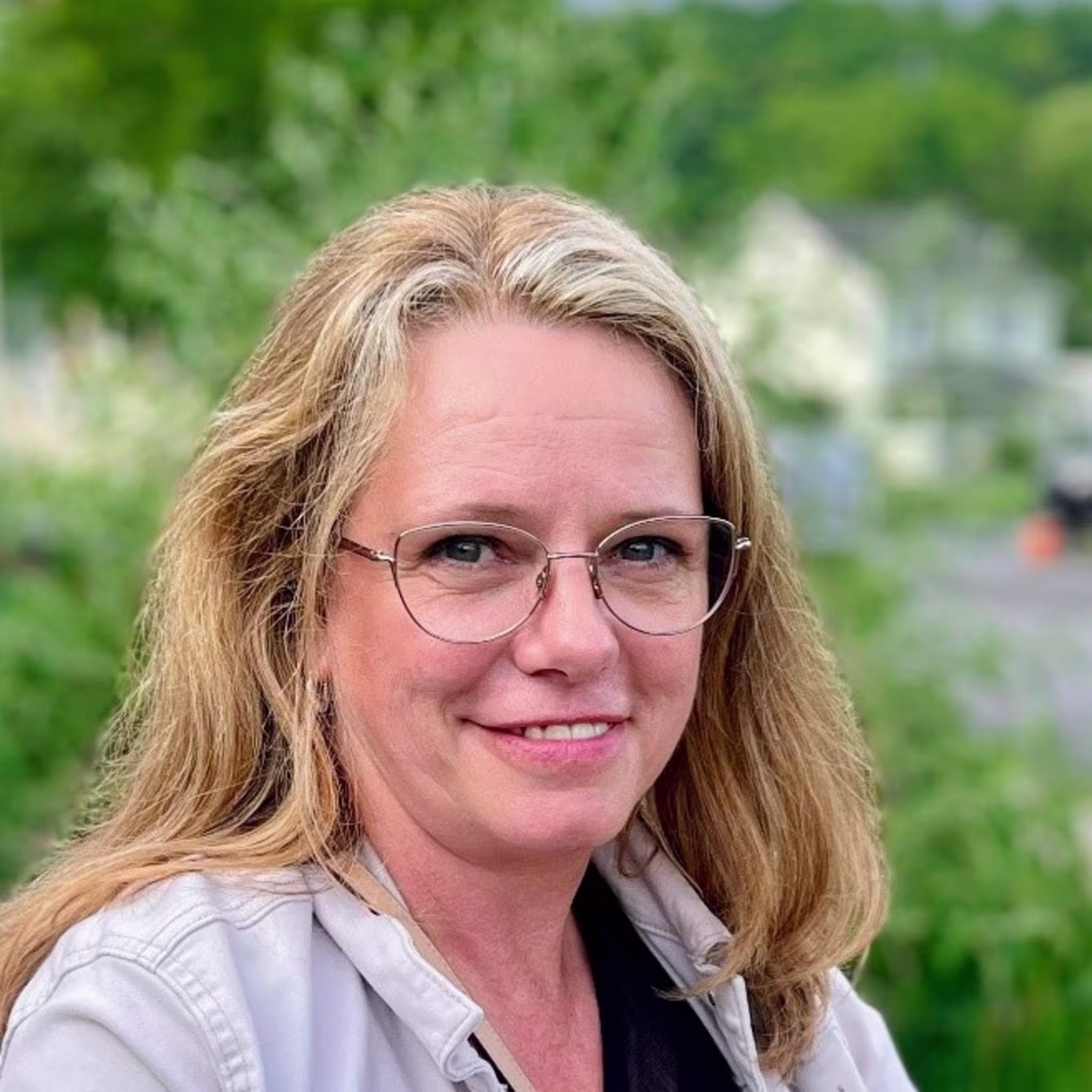 Portrait of Susan Worth