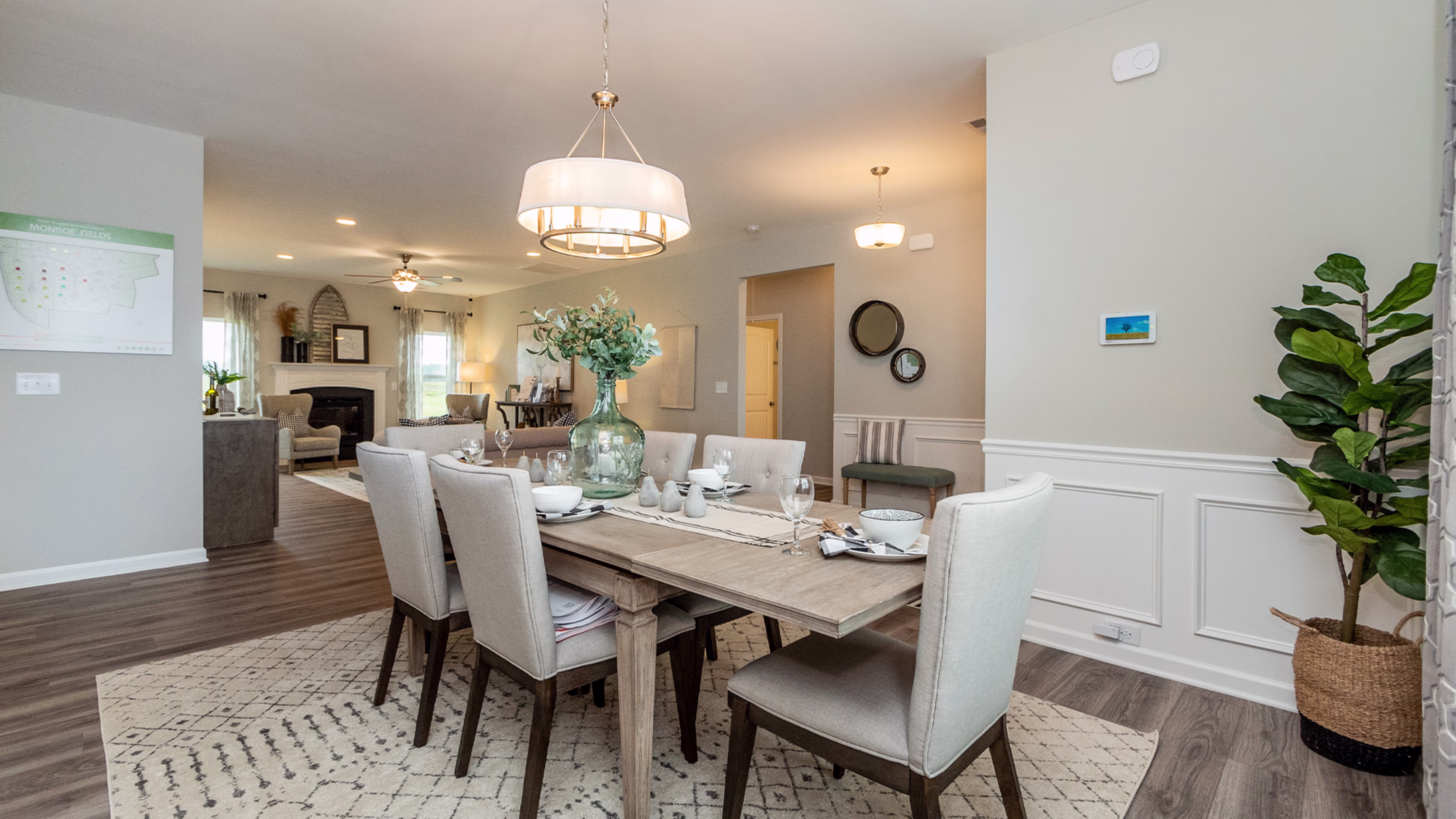 Slide - Dining Area