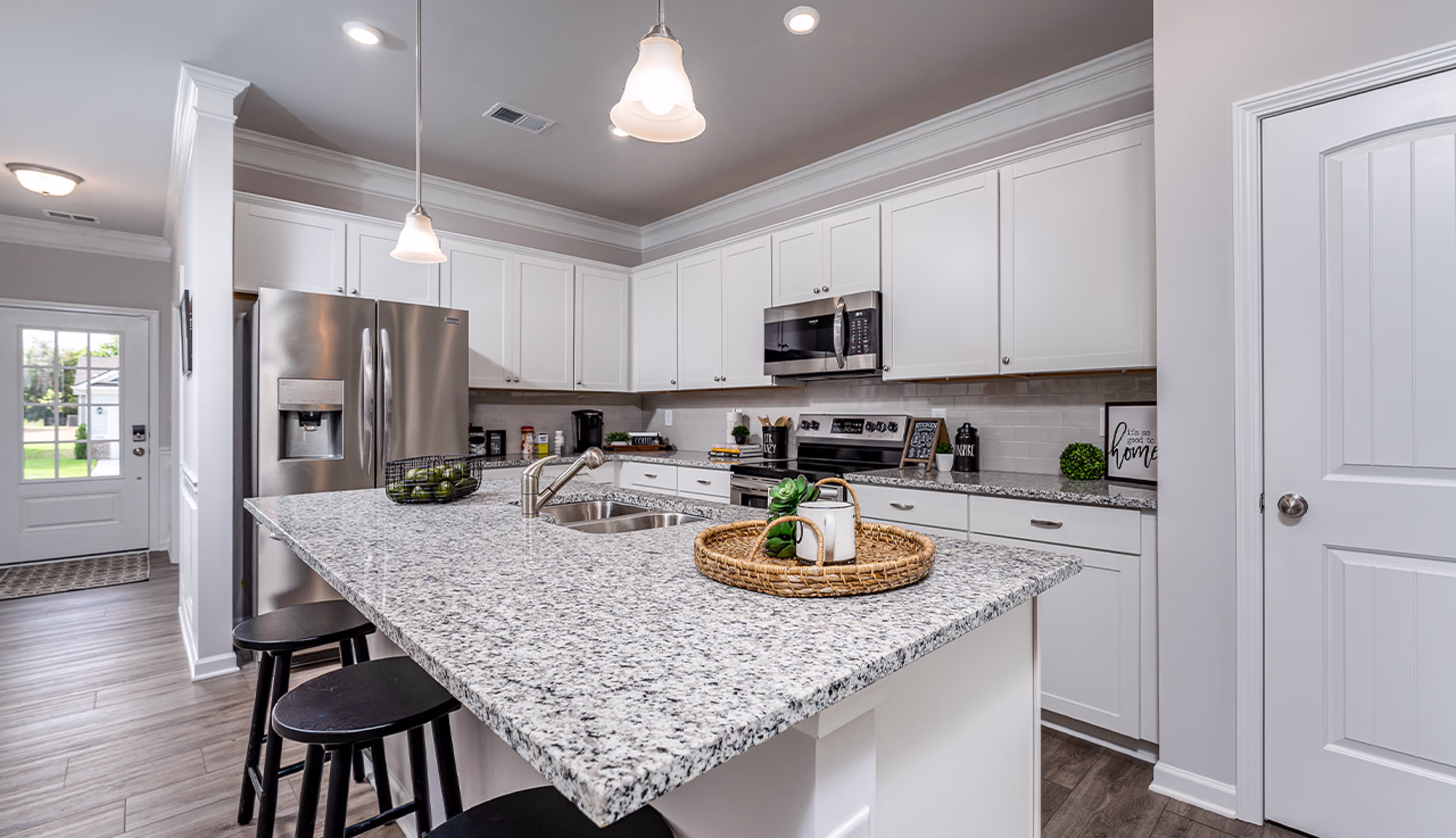 Slide - Luxury Kitchens