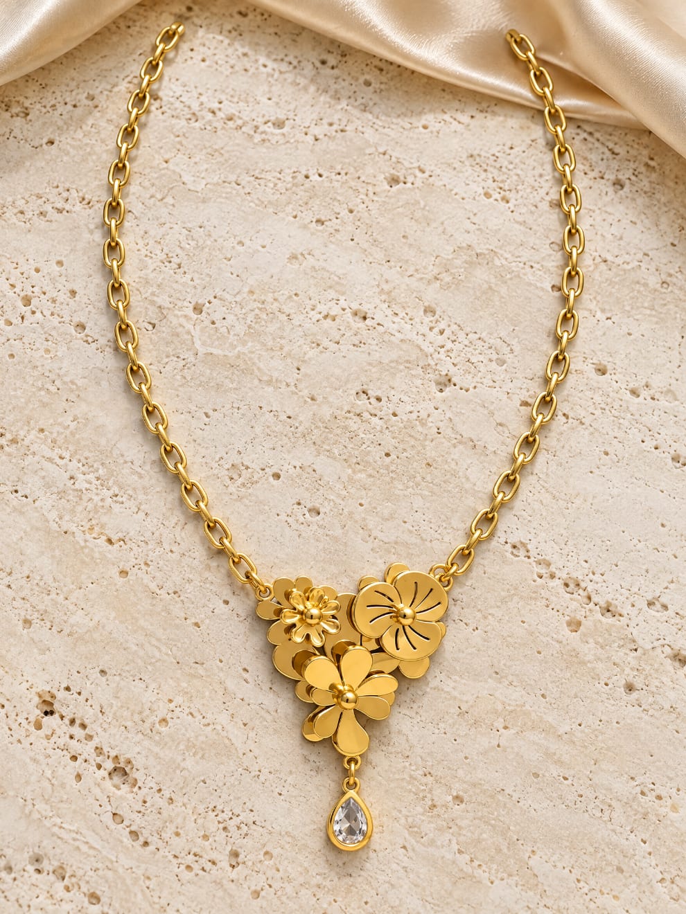 Mira Anti-Tarnish Chain Pendant