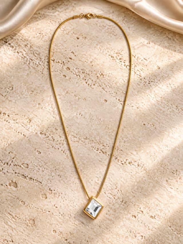 Radha Anti-Tarnish Chain Pendant