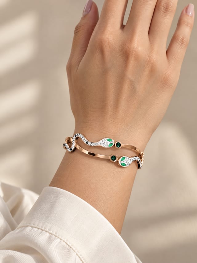 Emerald Crystal Wave Cuff
