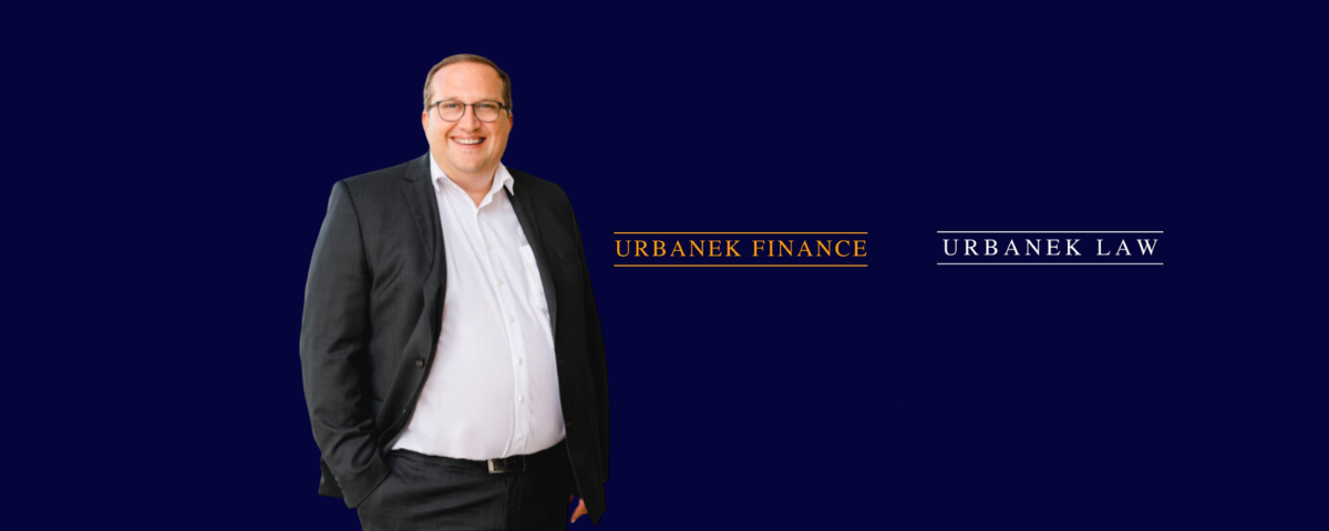 Beitrags Bild: Interview mit Rechtsanwalt Dr. Christoph Urbanek (Urbanek Law & Urbanek Finance)