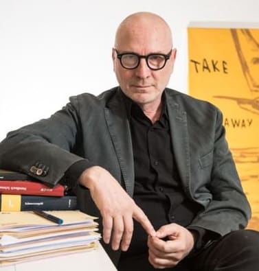 Dr. Karl Newole Foto