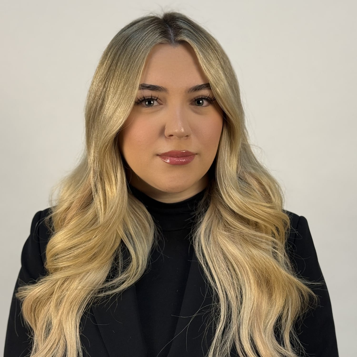 Mirlinda Spahiu, LLB. (WU)