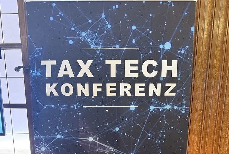 Beitrags Bild: KI einführen in der Kanzlei – Ein Erfahrungsbericht und Best Practices