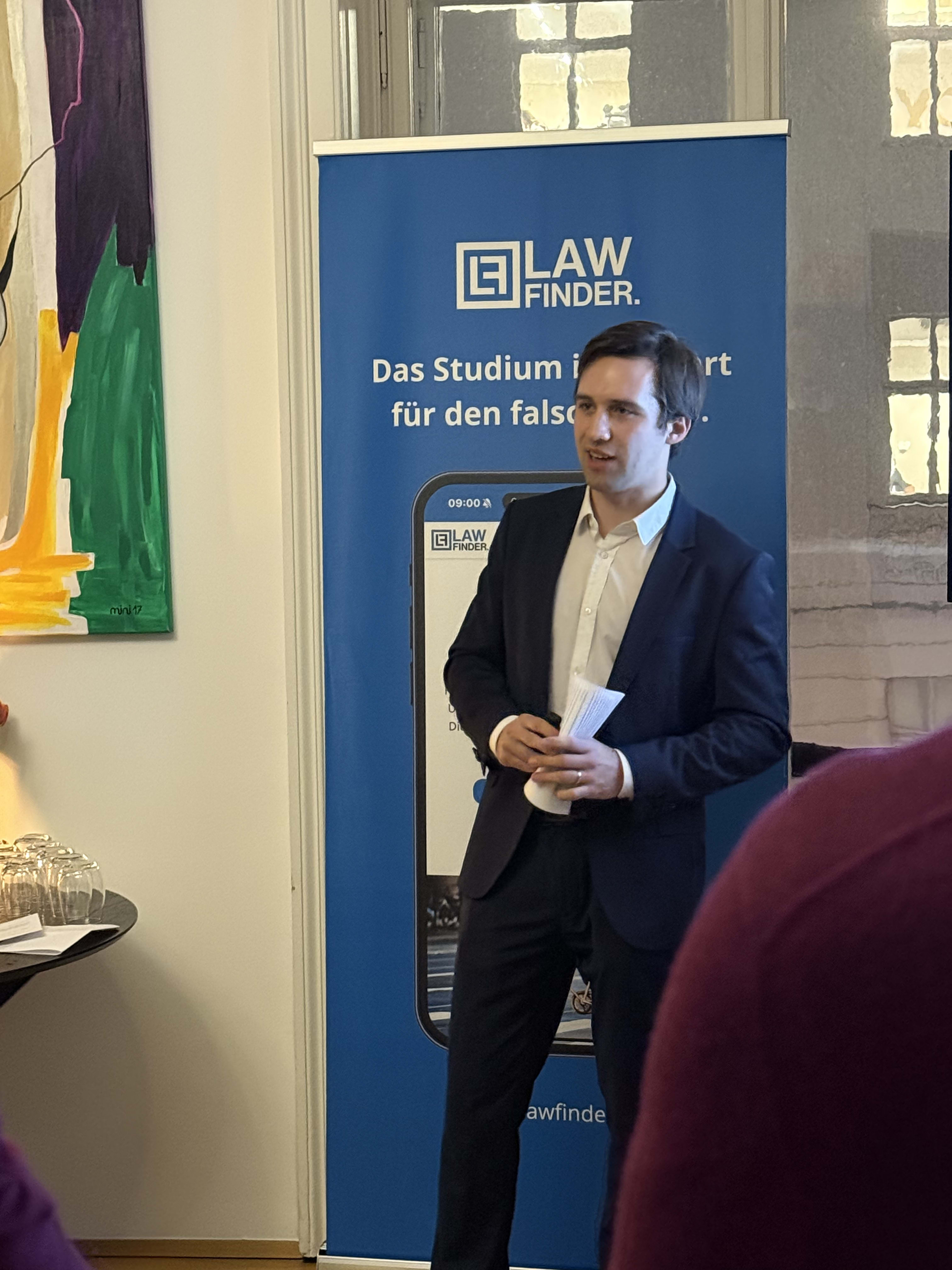 Eventnachbericht: Jusstudium in Rekordzeit - collage – Bild 10